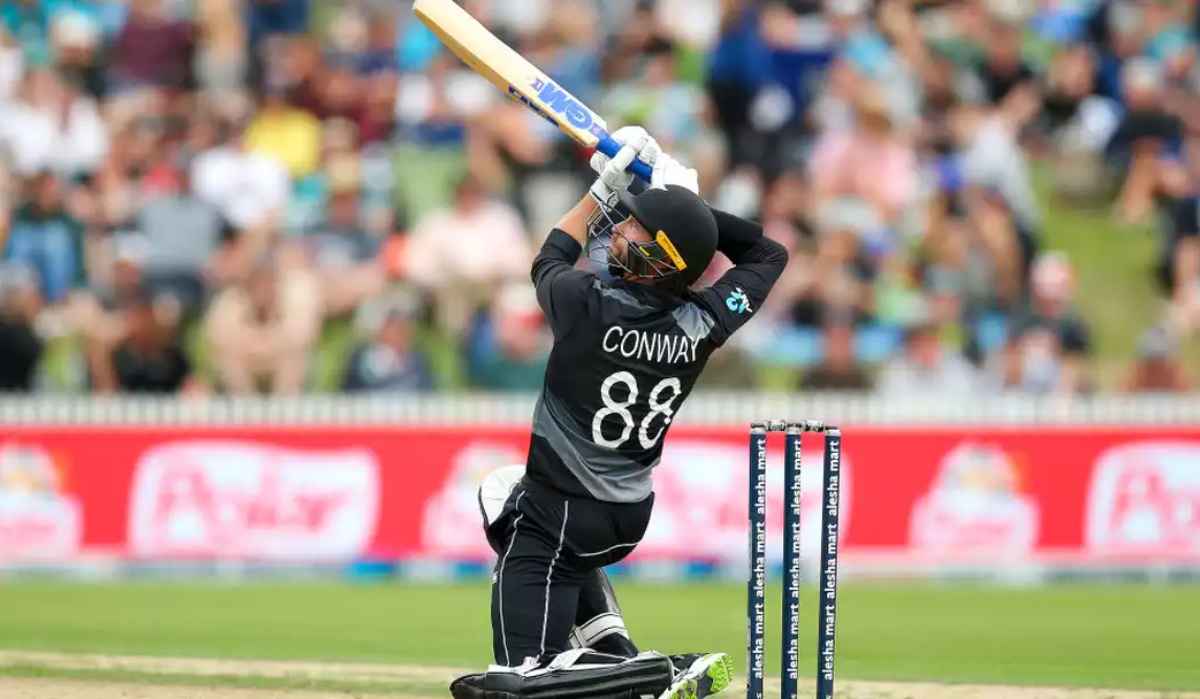 Devon Conway, Blair Tickner Return to NZ Central Contracts